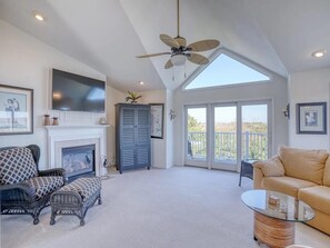 TV connectée, cheminée