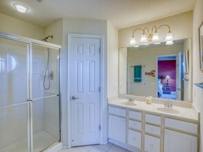 Towels, soap, toilet paper - Oceanview Townhome w/ Decks & Pool Access (Bethany Beach)