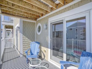 Terrace/patio - Oceanview Townhome w/ Decks & Pool Access (Bethany Beach)