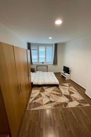 2 dormitorios, wifi gratis, ropa de cama