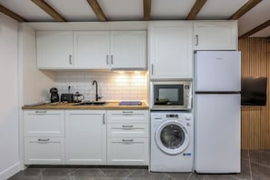 Four Ă micro-ondes, lave-vaisselle