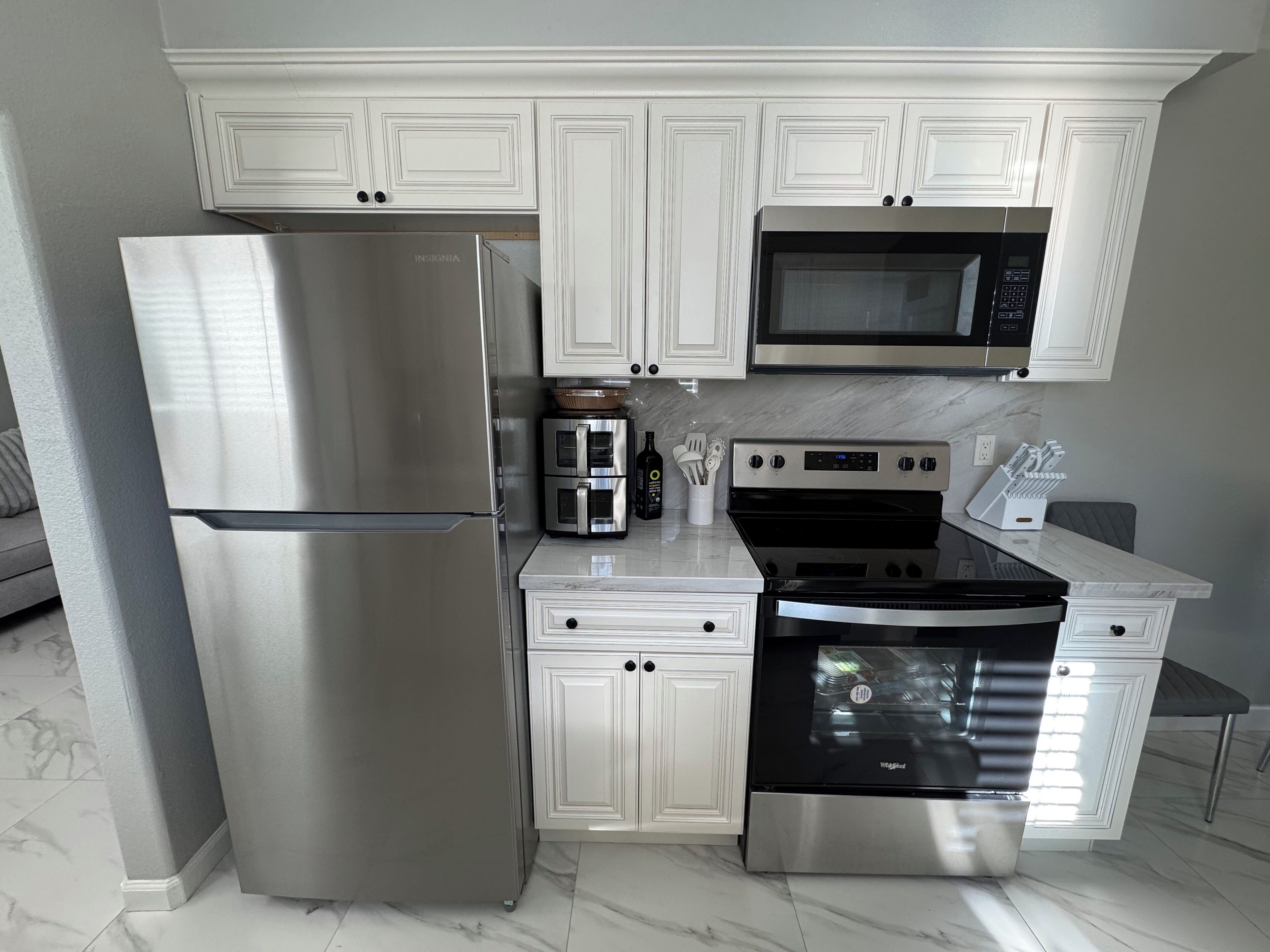 Microwave, oven, stovetop, dishwasher