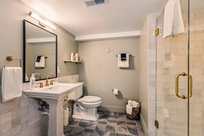 Hair dryer, towels, soap, shampoo