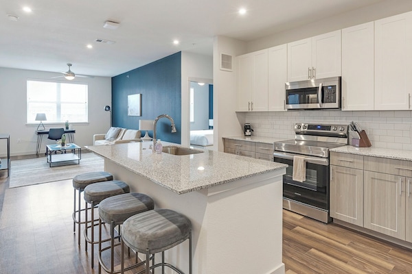 Leilighet, 2 soverom | Eget kjøkken | Mikrobølgeovn, ovn, kokeplater og oppvaskmaskin