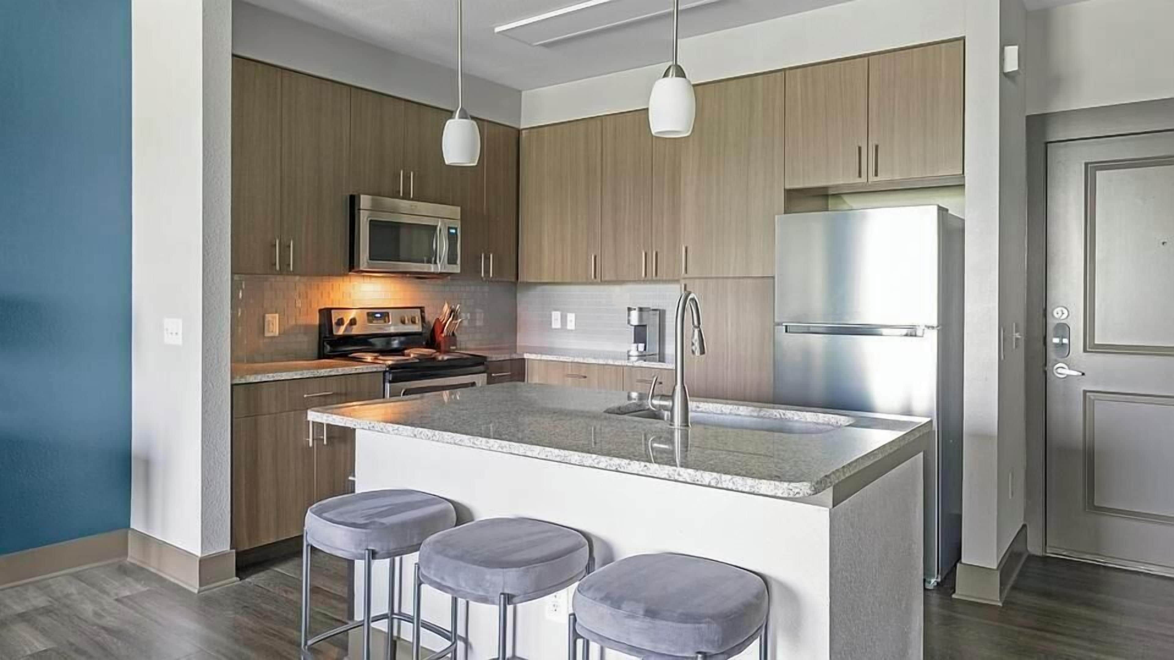 Apartment, 1 Bedroom | Private kitchen | Microwave, oven, stovetop, dishwasher