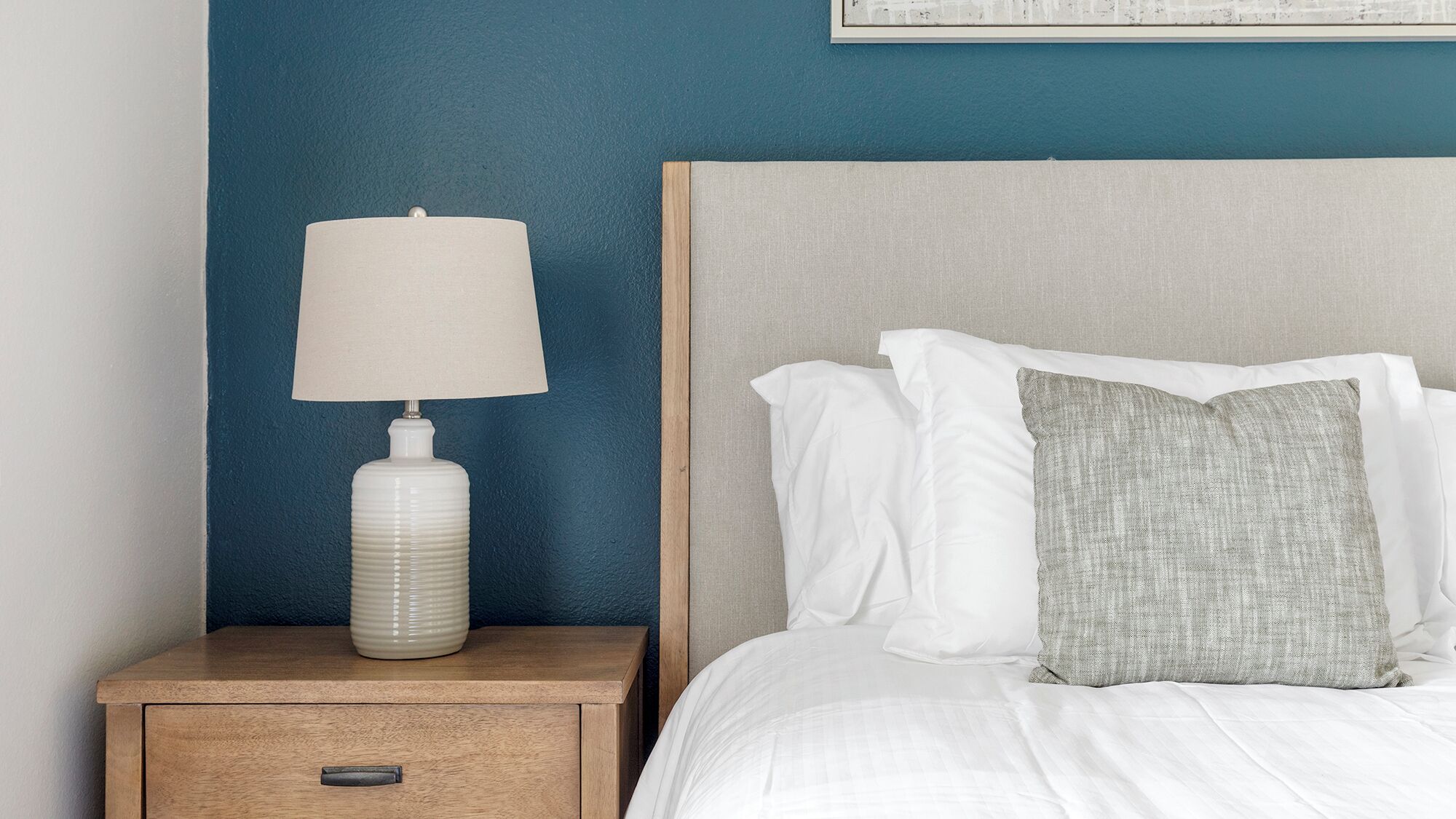 Apartemen, 1 kamar tidur | Didekorasi berbeda-beda dan dilengkapi dengan perabotan berbeda-beda