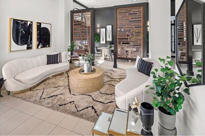 Landing Miramar Apartments