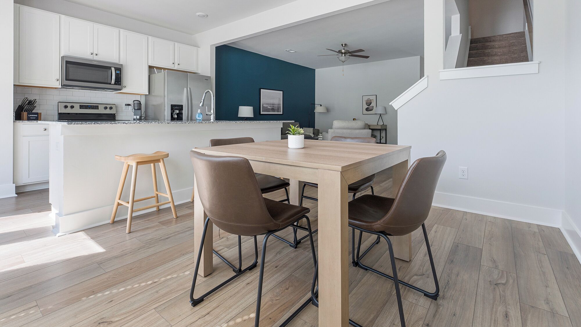 Appartement, 3 chambres | Cuisine privée | Micro-ondes, four, plaque de cuisson, lave-vaisselle