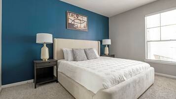 Apartment, 1 Bedroom | Individually decorated, individually furnished, bed sheets