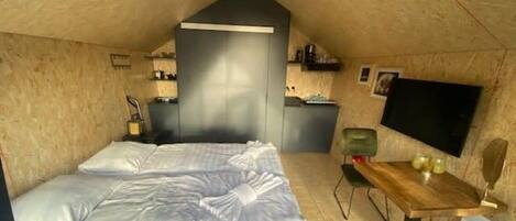 1 Schlafzimmer, kostenloses WLAN, BettwÀsche
