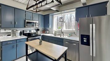 House (3 Bedrooms) | Property amenity