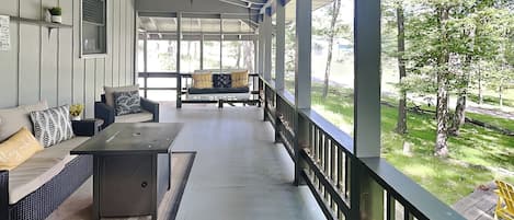 House (3 Bedrooms) | Property amenity