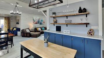House (3 Bedrooms) | Property amenity