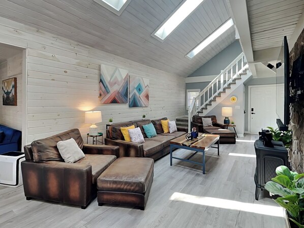 Property amenity - In The Middle by Taylor Made Deep Creek (Oakland)