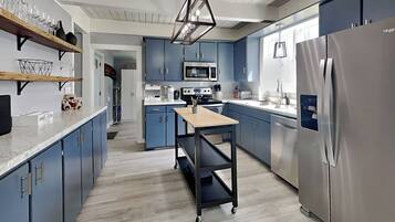 House (3 Bedrooms) | Property amenity