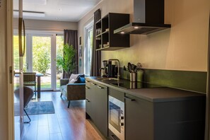 Réfrigérateur, micro-ondes, four, lave-vaisselle