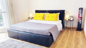 2 chambres, fer et planche à repasser, Wi-Fi gratuit, draps fournis