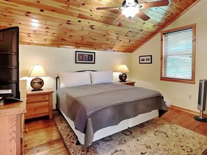 House (3 Bedrooms) | Property amenity