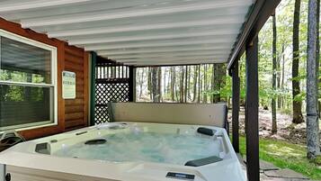 House (3 Bedrooms) | Property amenity