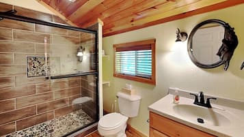 House (3 Bedrooms) | Property amenity
