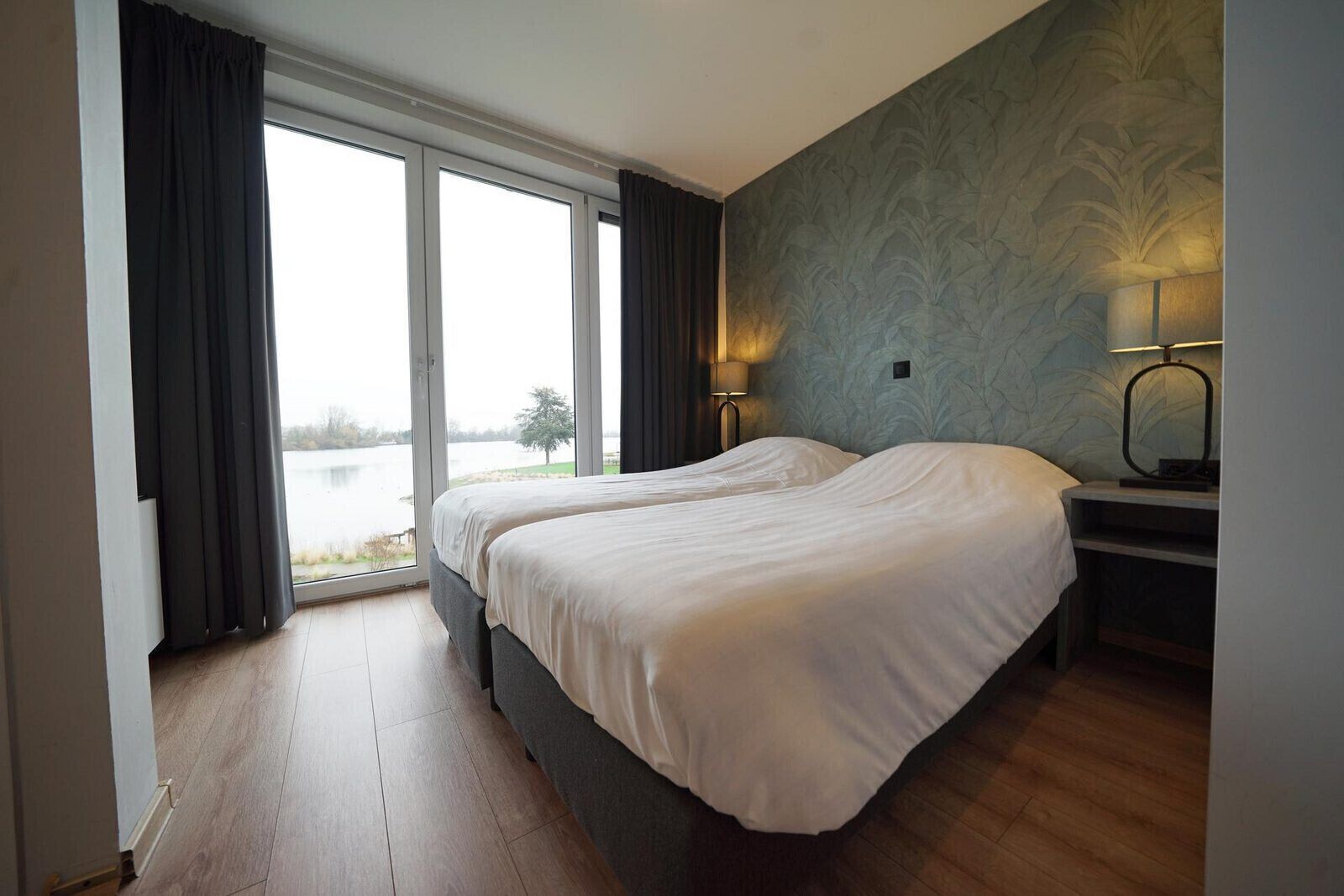 5 bedrooms, free WiFi, bed sheets