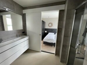 4 Schlafzimmer, kostenloses WLAN
