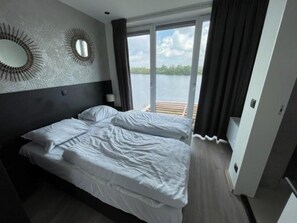 4 chambres, accès au Wi-Fi (inclus)