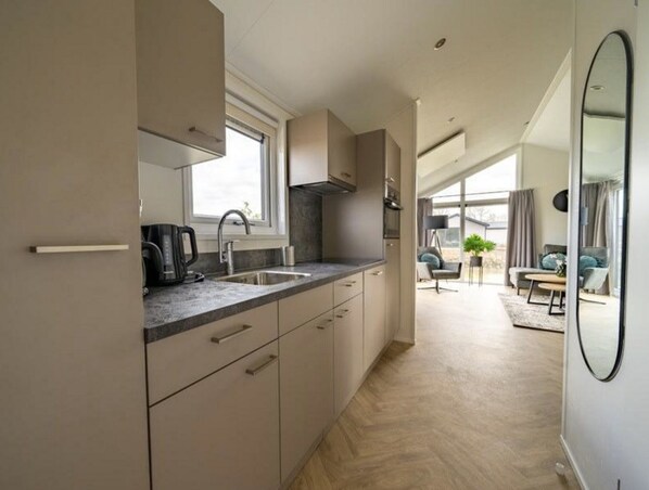 Fridge, microwave, oven, dishwasher