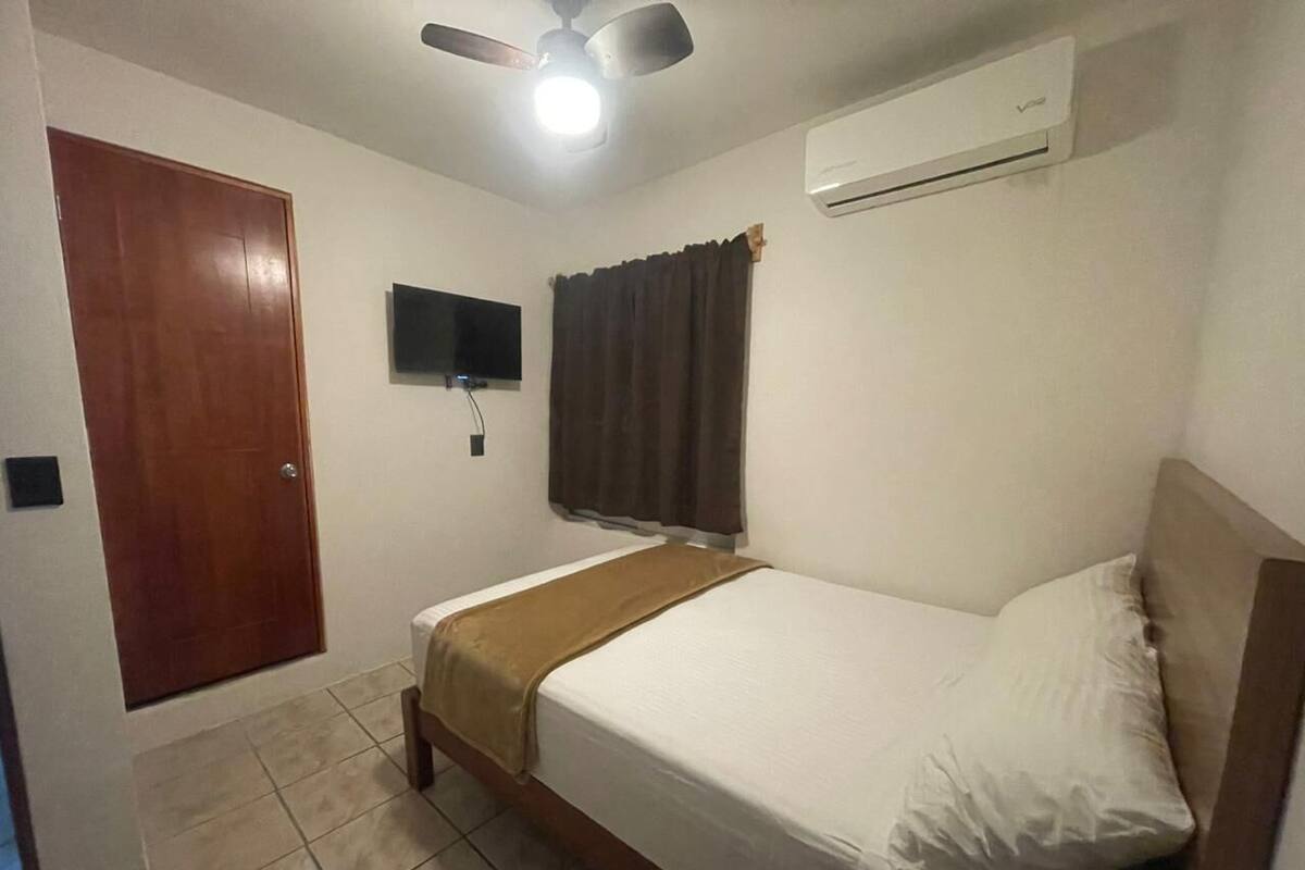 City Double or Twin Room | Premium bedding, down comforters, pillowtop beds, desk