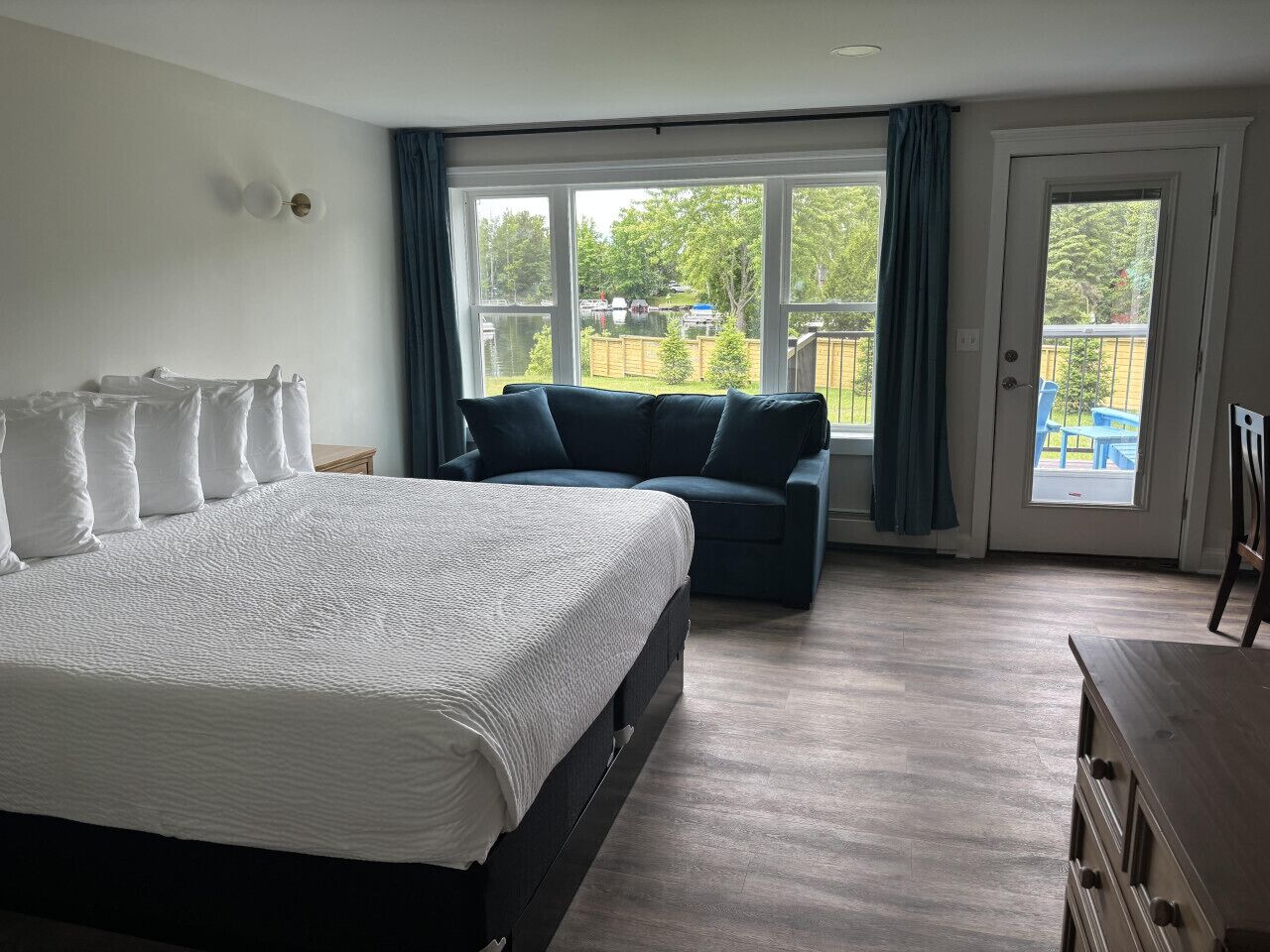 1 bedroom, free WiFi, bed sheets