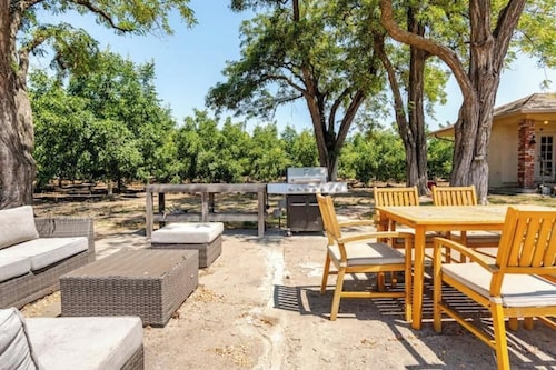 Ripon Orchard Retreat