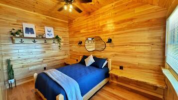 Cottage, 1 Tempat Tidur Queen, pemandangan danau | Wi-Fi gratis dan seprai linen