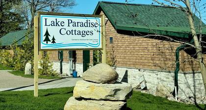 Haven Duplex at Lake Paradise Cottages