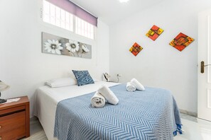 2 quartos, Wi-Fi de cortesia, roupa de cama