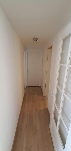 Interior - Charming, renovated, air-conditioned single-storey house on the edge of a forest. (Saint-Jean-de-Monts)