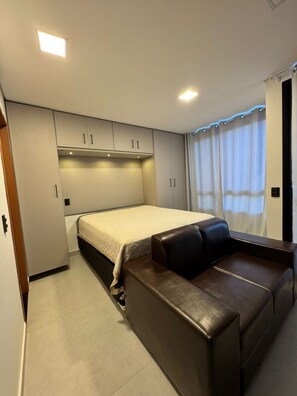 1 bedroom, iron/ironing board, free WiFi, bed sheets - Studio with comfort and quality in the heart of Manaus (Manaus)