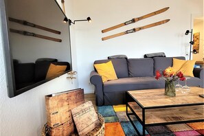 Apartment | Living room