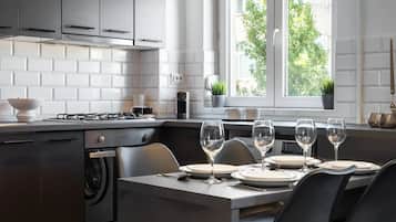 Comfort Apartment, 2 Bedrooms, Balcony | Private kitchen | Coffee/tea maker, electric kettle