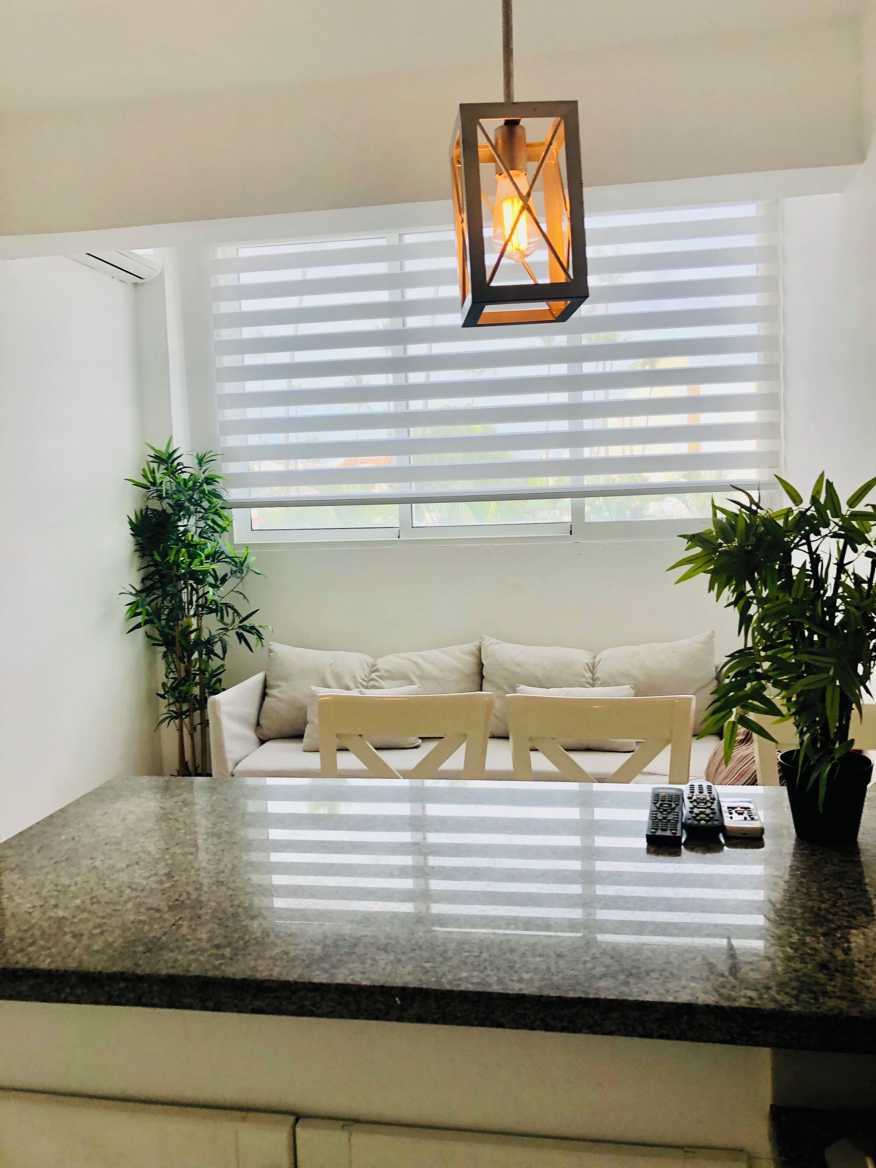 Photo - DUCASSI SUITE Sol Karibe SUITES STUDIOS TROPICANA Rooftop POOL WiFi Beach & SPA