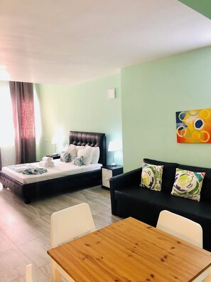 In-room safe, free WiFi, bed sheets - Ducassi Rooftop Pool Beach Suites (Punta Cana)