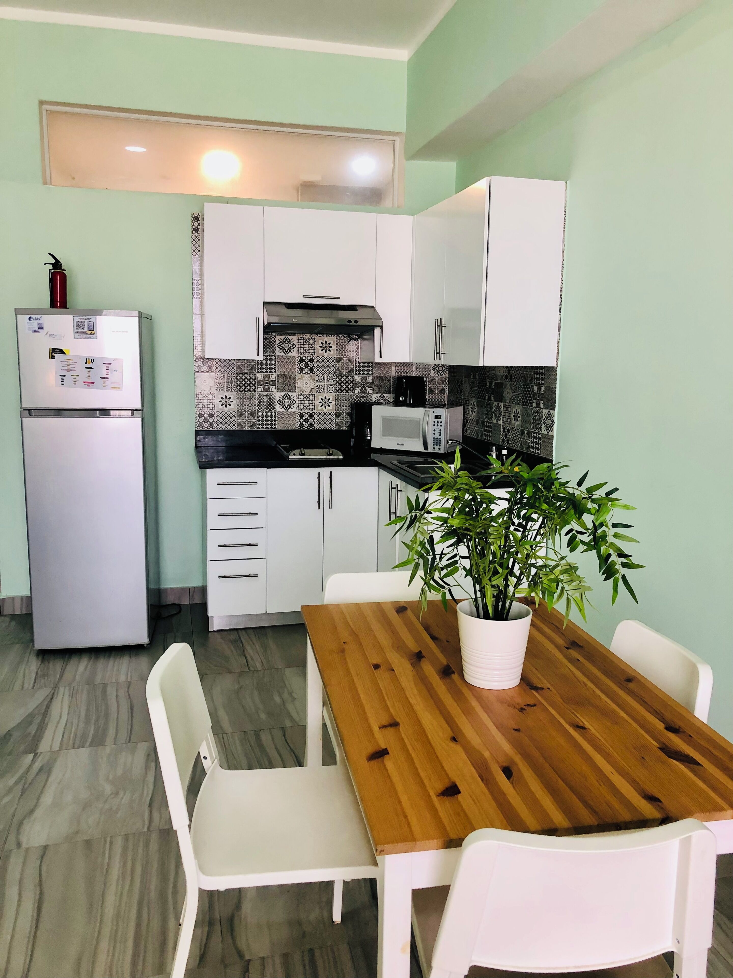 Suite | Zimmersafe, kostenloses WLAN, Bettwäsche