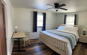 3 bedrooms, desk, iron/ironing board, travel cot