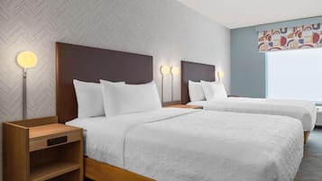 Studio Suite, 2 Queen Beds | Free WiFi