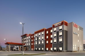 Exterior - Homewood Suites By Hilton Wichita Airport (Wichita)