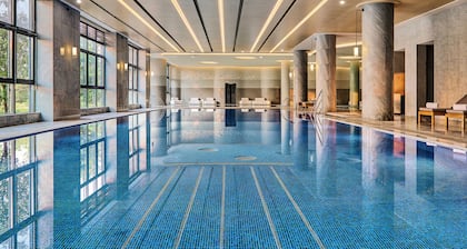 Secan Hotel Qingdao, Curio Collection By Hilton