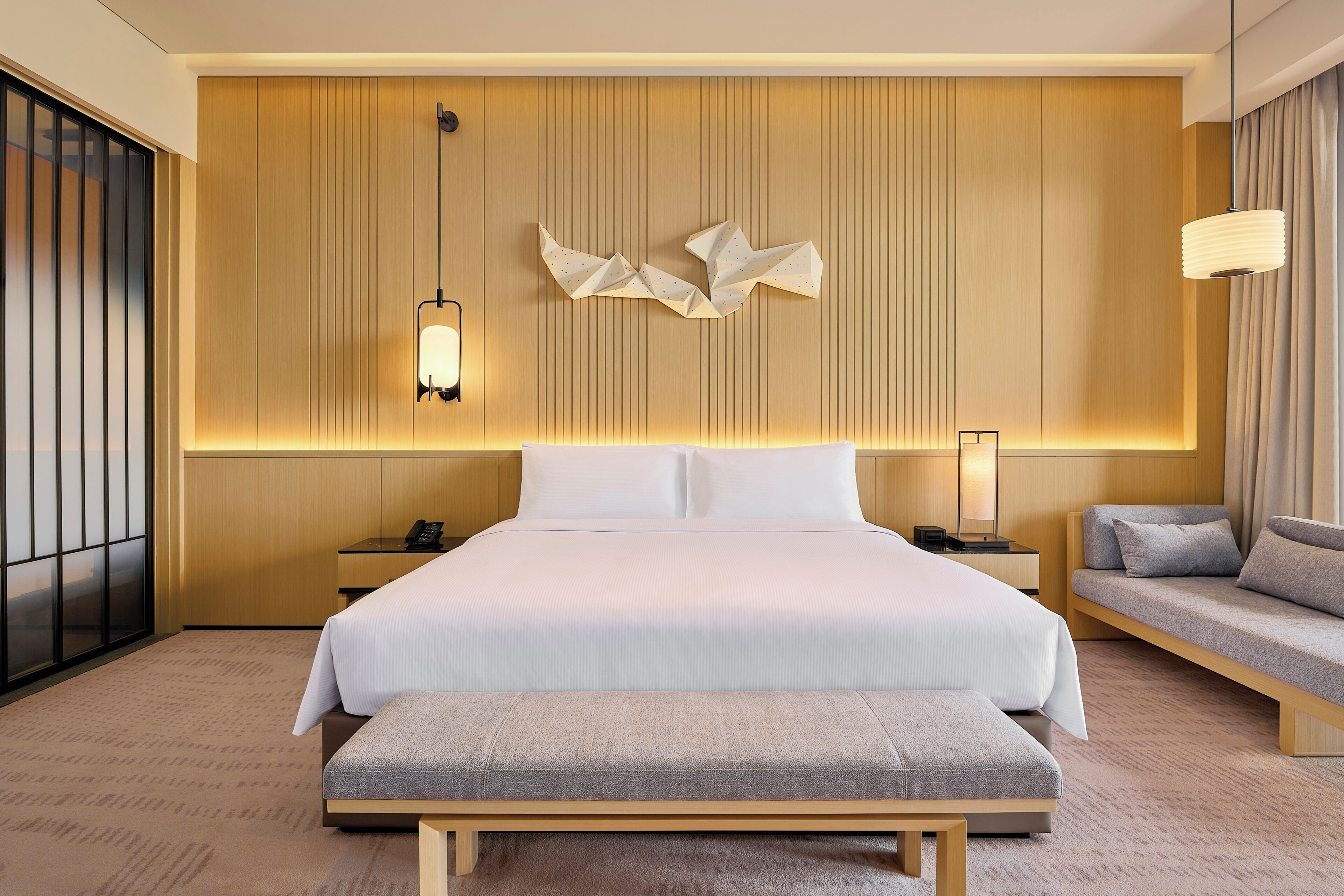 Suite, 1 King Bed (Ambassador) | In-room safe, blackout curtains, soundproofing, iron/ironing board