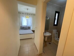 4 Schlafzimmer, Bügeleisen/Bügelbrett, WLAN, Bettwäsche