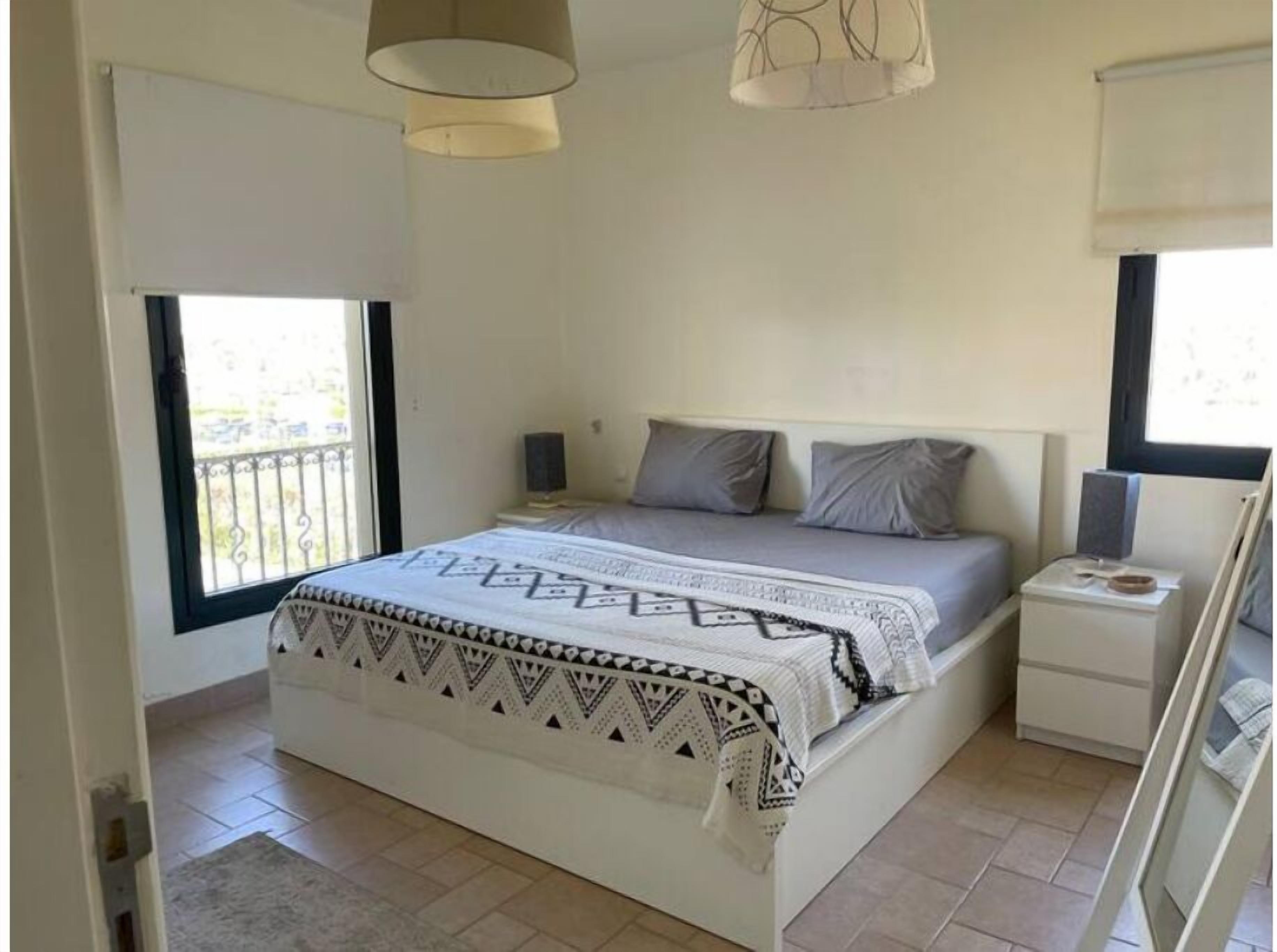 4 Schlafzimmer, Bügeleisen/Bügelbrett, WLAN, Bettwäsche