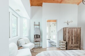 4 makuuhuonetta, ilmainen Wi-Fi, vuodevaatteet