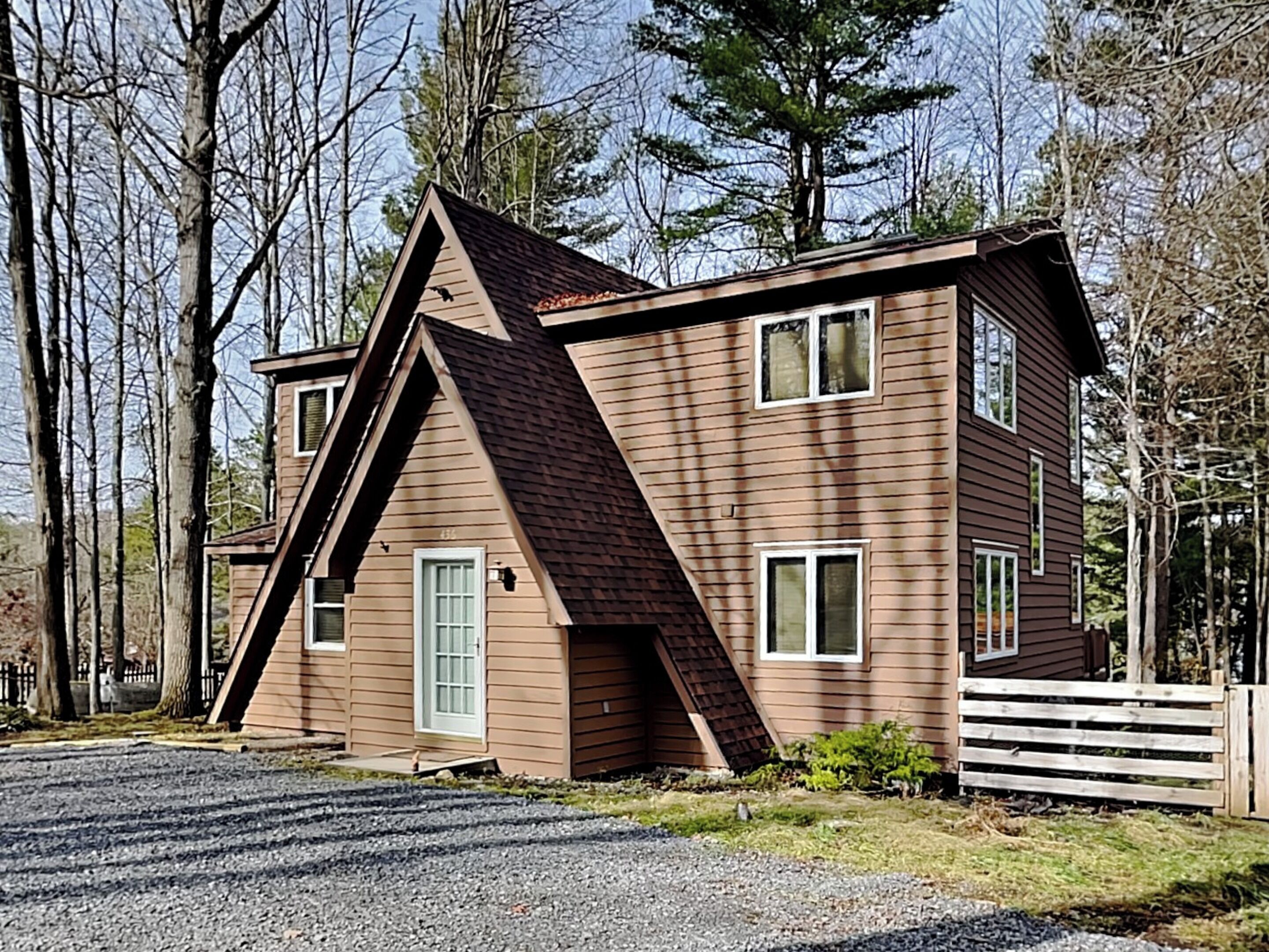 House (3 Bedrooms) | Property amenity